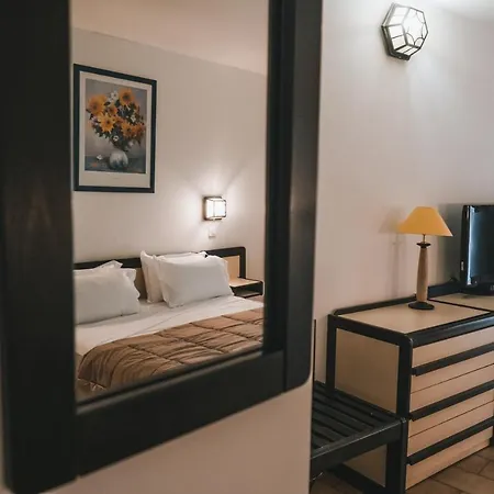 Hôtel&résidence Le Subrini Apart-hotel 3*