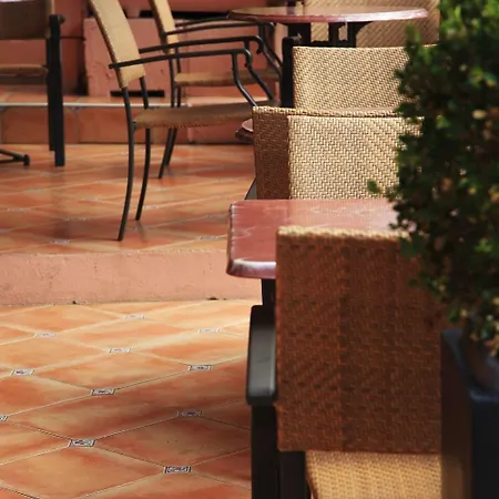 Hôtel&résidence Le Subrini Apart-hotel 3*