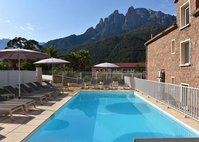 아파트호텔 & Le Subrini Porto (Corsica)
