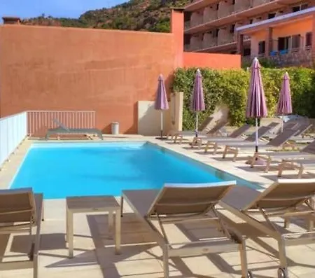 Hotel & Residence Le Subrini Aparthotel 3*
