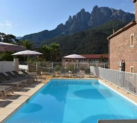 Aparthotel Hotel & Residence Le Subrini 3*