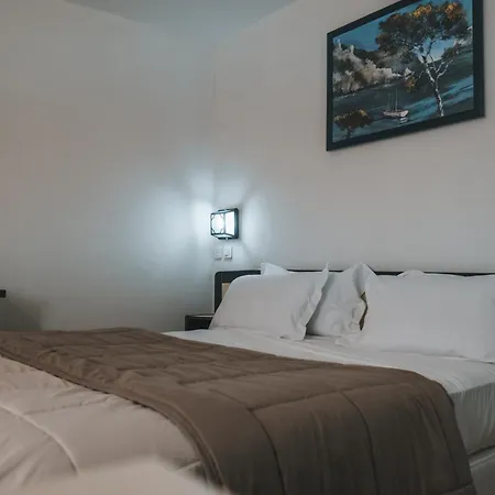& Le Subrini Hotel apartamentowy