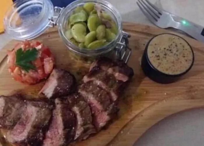 מלון דירות & Le Subrini 3*